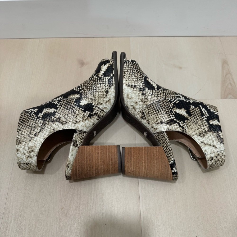 Vionic Blakely Snakeskin Open-Toe Bootie Heel Women's 8 Buckle Leather - Picture 10 of 13
